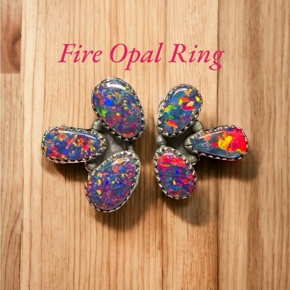 Up to 30% Off entire closet… don’t miss out! Make Me An Offer!! - Picture 2 of 15